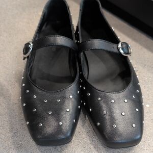 Simons Black Ballet  Flats with Studs